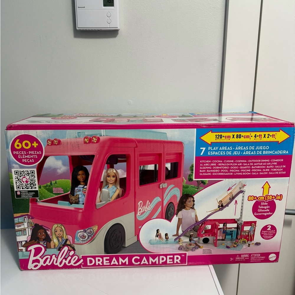 Barbie dream camper